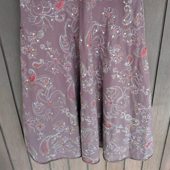 🌎RB Collection || Embroidered Brown Dress - Picture 2 of 8